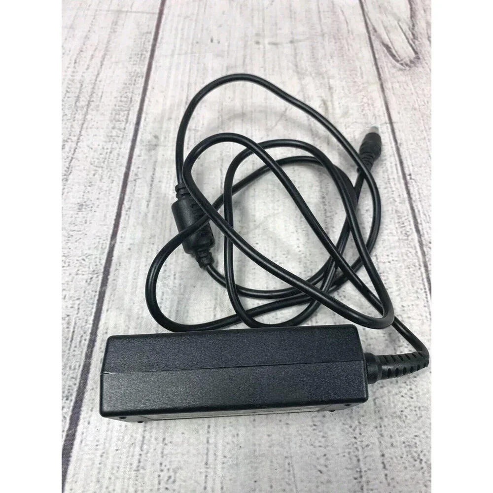 Genuine AC Adapter Charger for for Asus PA-1400-11 EXA0901XH 90-XB02OAPW00100Q